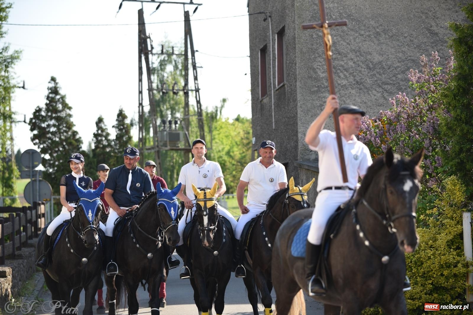 Zdjęcie w galerii na portalu naszraciborz.pl: Na pamiątkę wielkiego gradobicia. 147. procesja w Pogrzebieniu [FOTO i WIDEO] wiadomości z regionu
