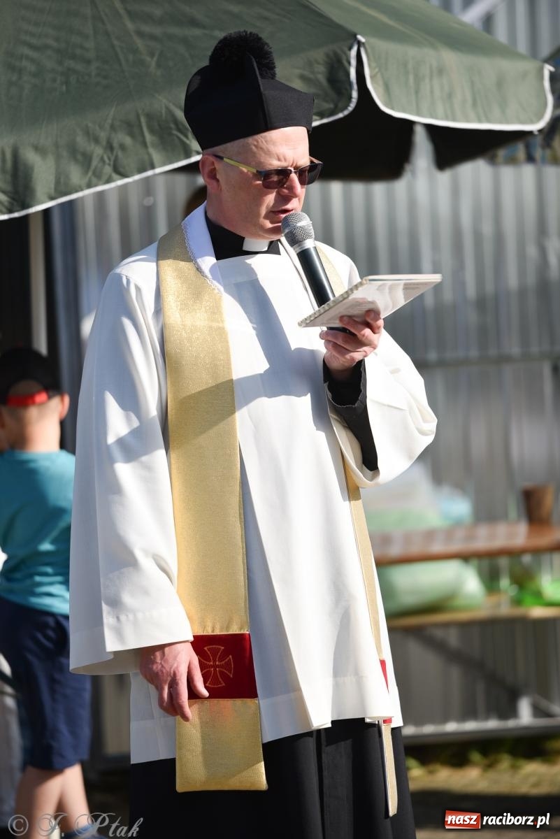 Zdjęcie w galerii na portalu naszraciborz.pl: Na pamiątkę wielkiego gradobicia. 147. procesja w Pogrzebieniu [FOTO i WIDEO] wiadomości z regionu