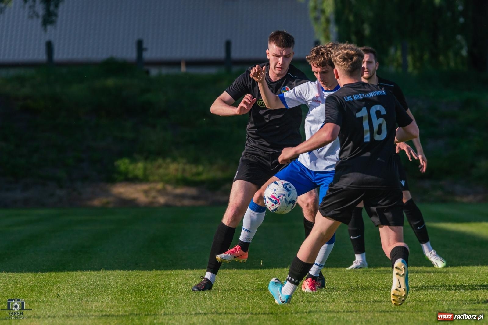Zdjęcie w galerii na portalu naszraciborz.pl: Unia wróciła na Srebrną. Derbowa potyczka trzymała w napięciu [FOTO] wiadomości z regionu