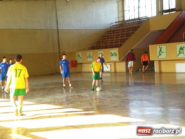 Zdjęcie w galerii na portalu naszraciborz.pl: Zagrali o Puchar Burmistrza wiadomości z regionu