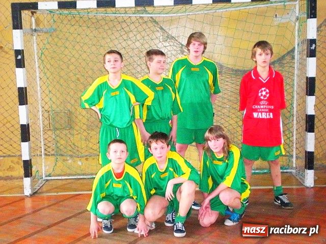 Zdjęcie w galerii na portalu naszraciborz.pl: Zagrali o Puchar Burmistrza wiadomości z regionu