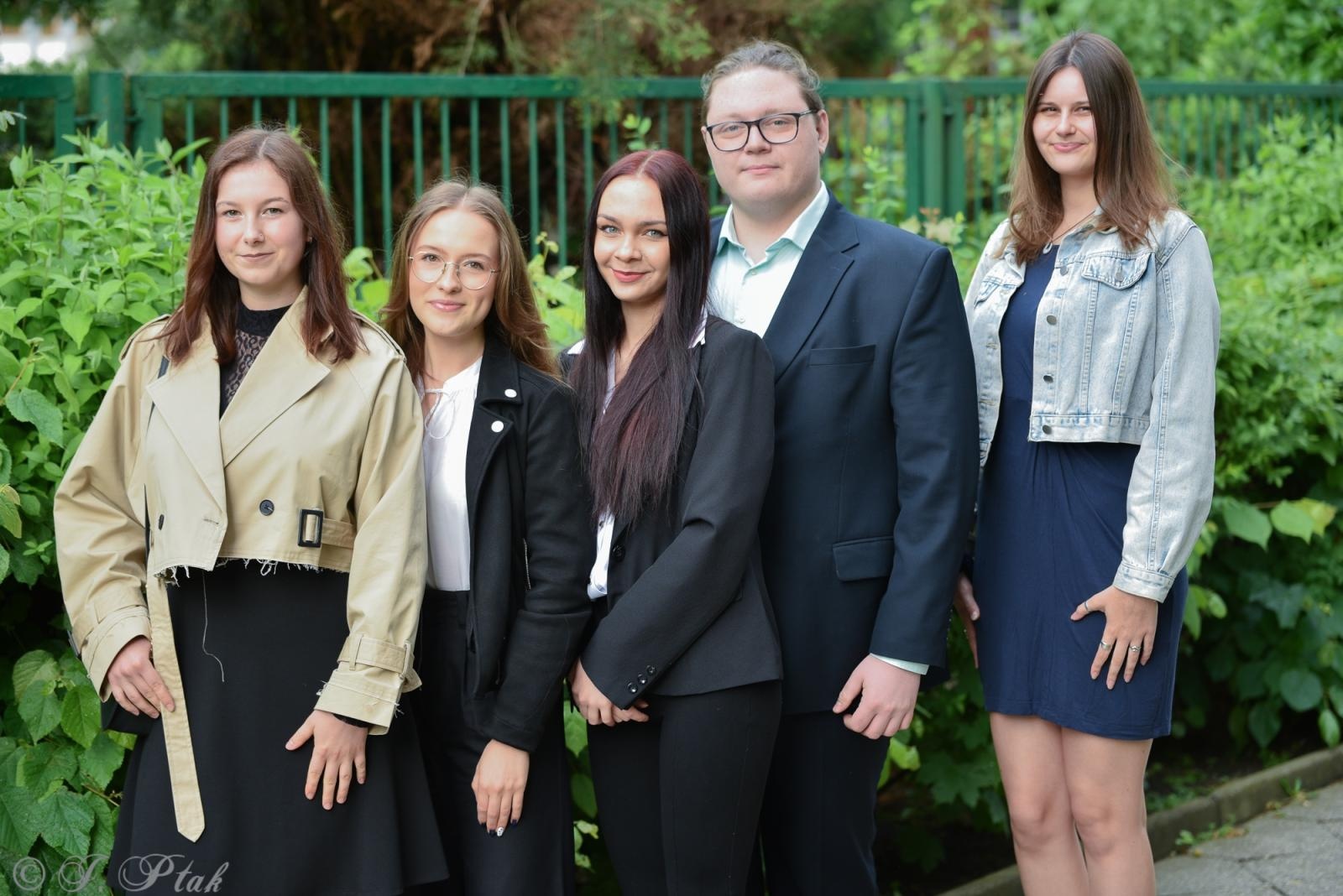 Zdjęcie w galerii na portalu naszraciborz.pl: W Budowlance i Gastronomiku maturę pisze ponad 80 absolwentów wiadomości z regionu