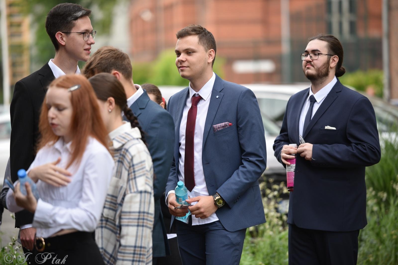 Zdjęcie w galerii na portalu naszraciborz.pl: W Budowlance i Gastronomiku maturę pisze ponad 80 absolwentów wiadomości z regionu