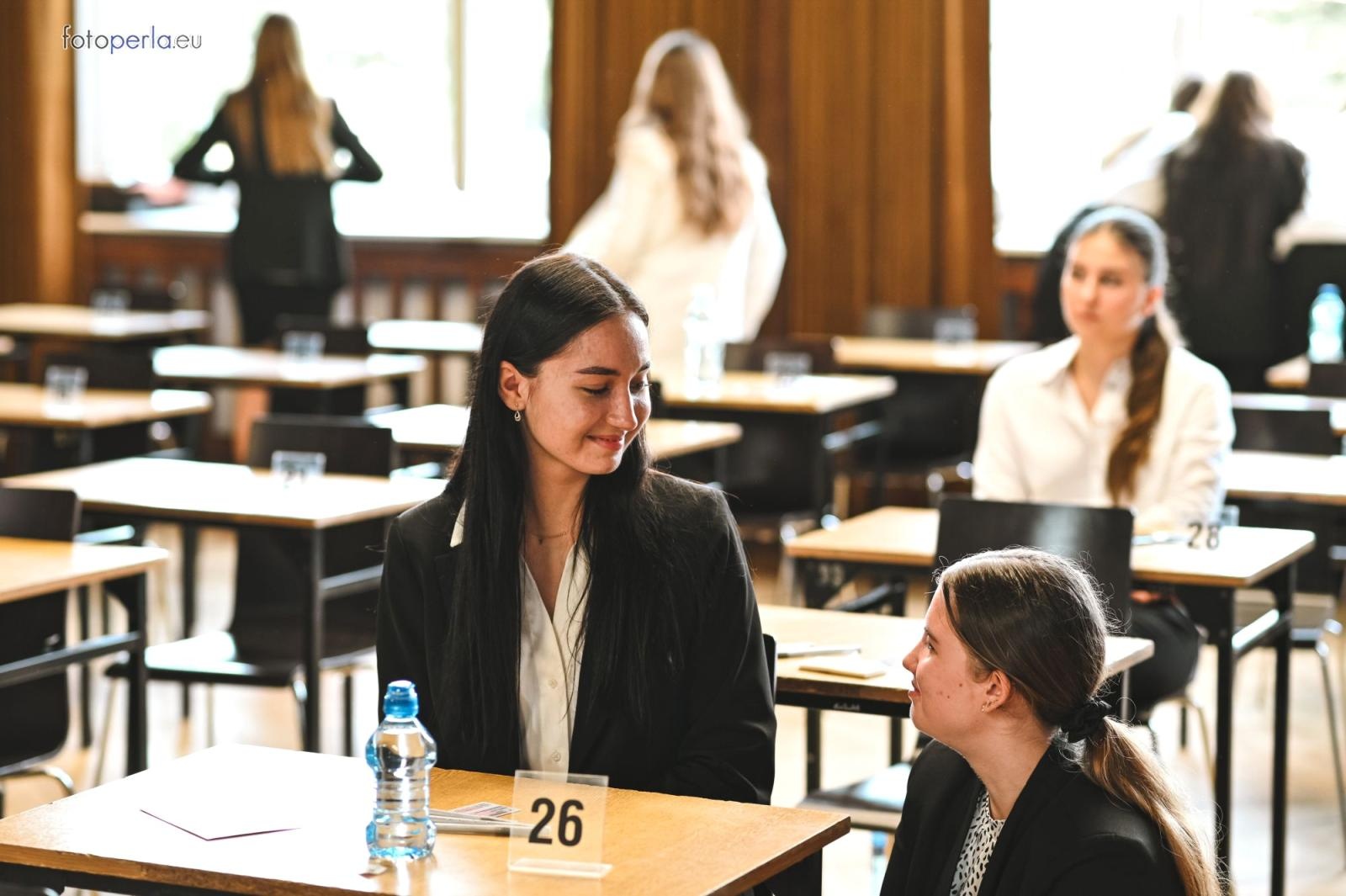 Zdjęcie w galerii na portalu naszraciborz.pl: Matura w raciborskim Kasprowiczu wiadomości z regionu