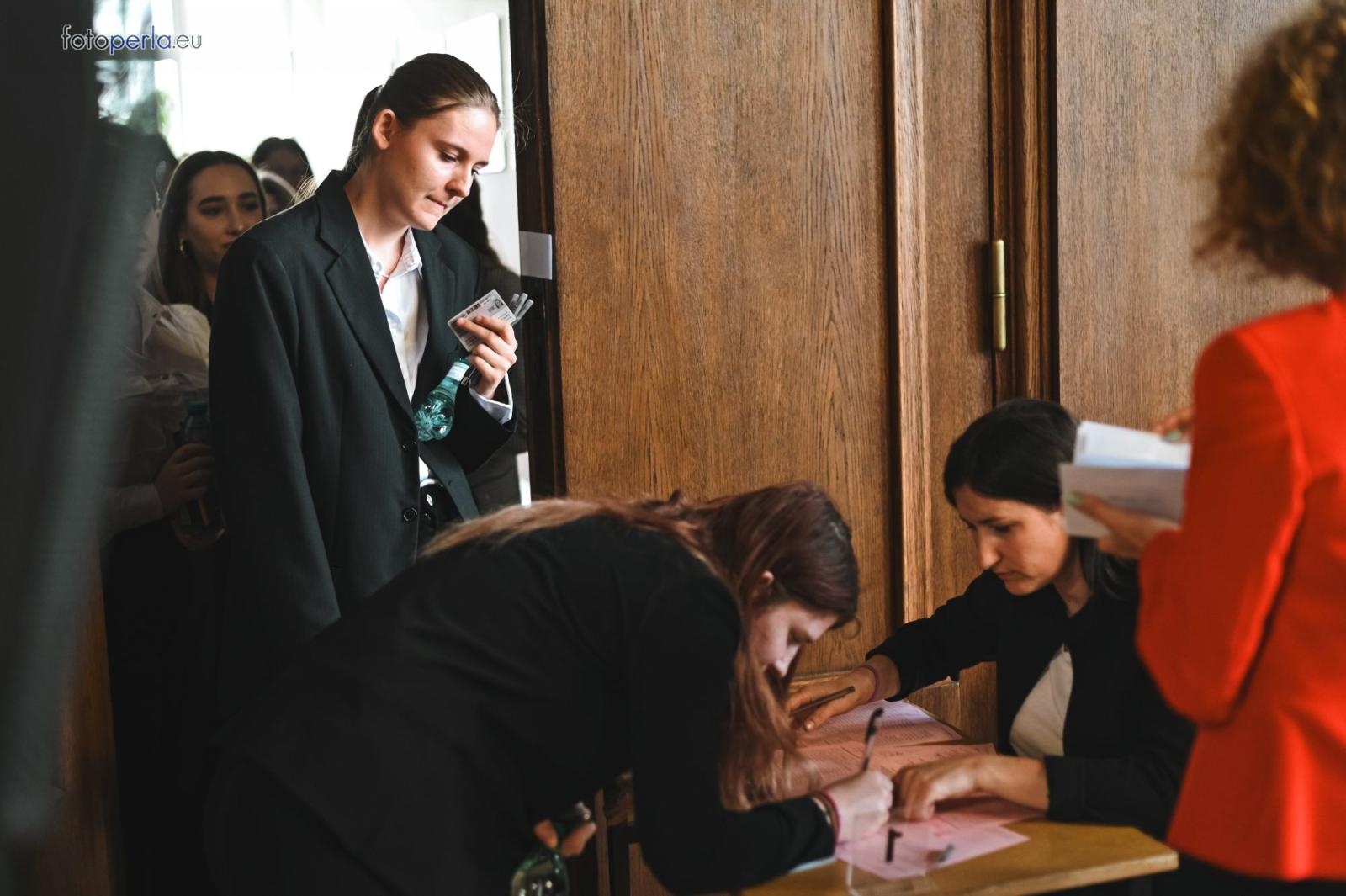 Zdjęcie w galerii na portalu naszraciborz.pl: Matura w raciborskim Kasprowiczu wiadomości z regionu