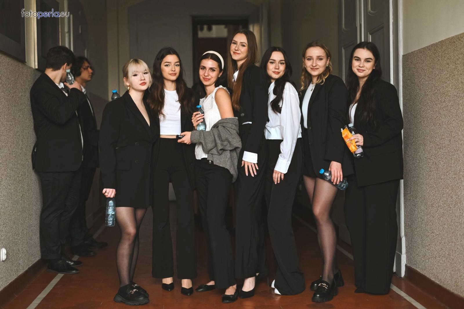 Zdjęcie w galerii na portalu naszraciborz.pl: Matura w raciborskim Kasprowiczu wiadomości z regionu