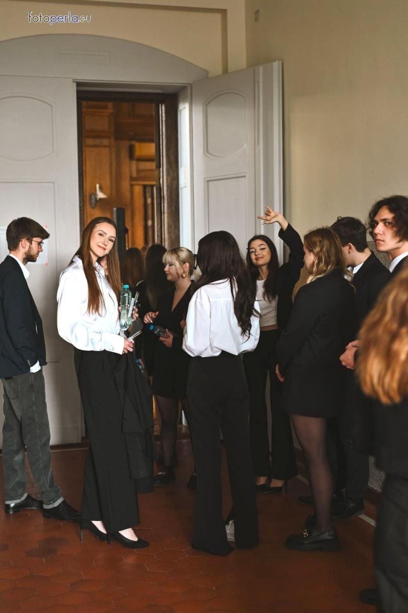 Zdjęcie w galerii na portalu naszraciborz.pl: Matura w raciborskim Kasprowiczu wiadomości z regionu