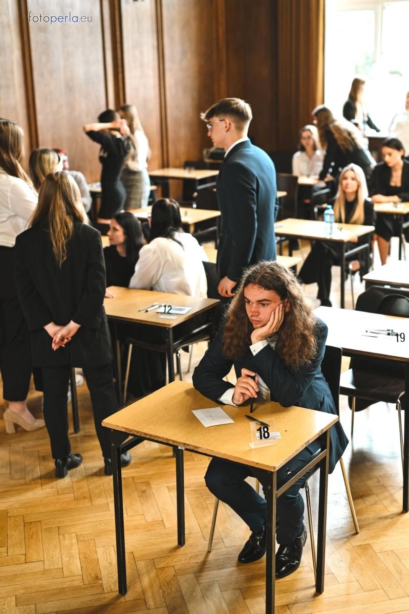 Zdjęcie w galerii na portalu naszraciborz.pl: Matura w raciborskim Kasprowiczu wiadomości z regionu