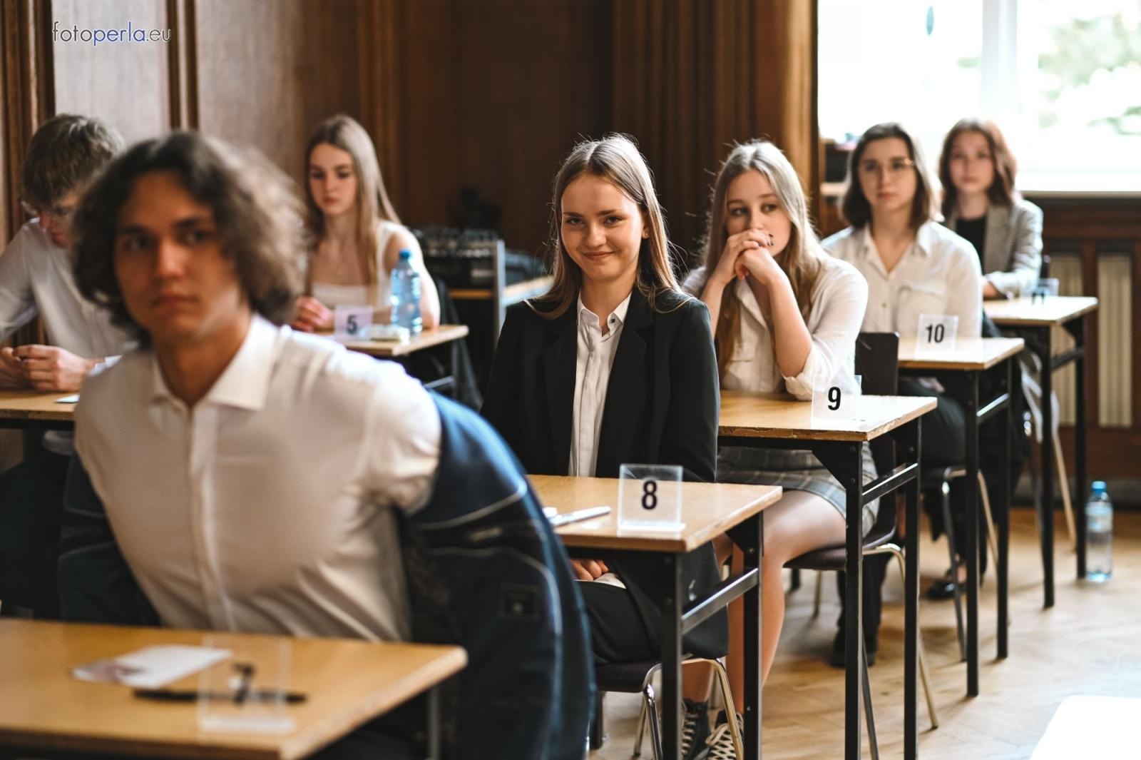 Zdjęcie w galerii na portalu naszraciborz.pl: Matura w raciborskim Kasprowiczu wiadomości z regionu