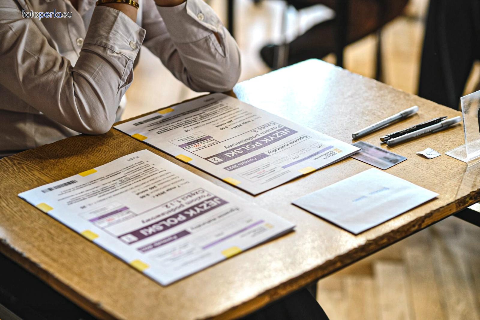 Zdjęcie w galerii na portalu naszraciborz.pl: Matura w raciborskim Kasprowiczu wiadomości z regionu