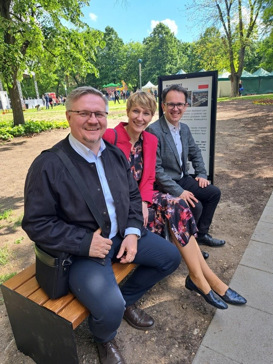 Zdjęcie w galerii na portalu naszraciborz.pl: Raciborzanie na dniu miast partnerskich w Budapeszcie wiadomości z regionu