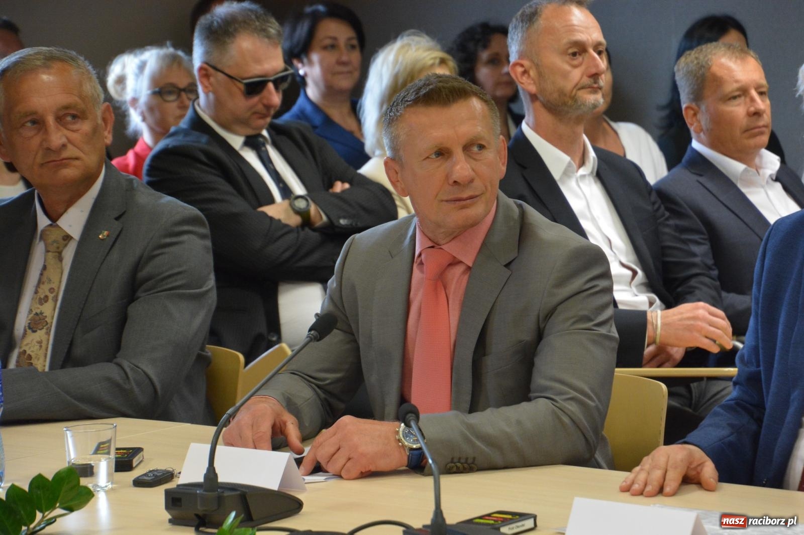 Zdjęcie w galerii na portalu naszraciborz.pl: Grzegorz Swoboda starostą kolejnej kadencji wiadomości z regionu