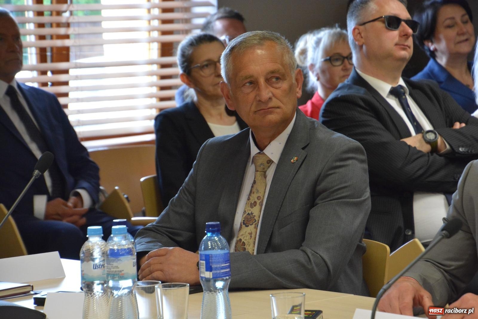 Zdjęcie w galerii na portalu naszraciborz.pl: Grzegorz Swoboda starostą kolejnej kadencji wiadomości z regionu