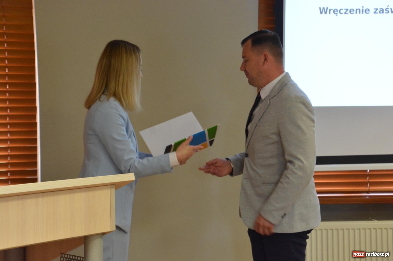 Zdjęcie w galerii na portalu naszraciborz.pl: Grzegorz Swoboda starostą kolejnej kadencji wiadomości z regionu