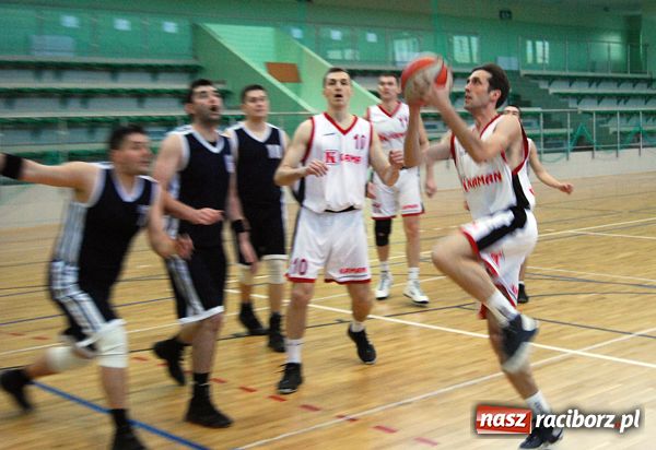 Zdjęcie w galerii na portalu naszraciborz.pl: Decydująca runda coraz bliżej wiadomości z regionu