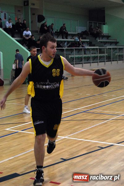 Zdjęcie w galerii na portalu naszraciborz.pl: Decydująca runda coraz bliżej wiadomości z regionu