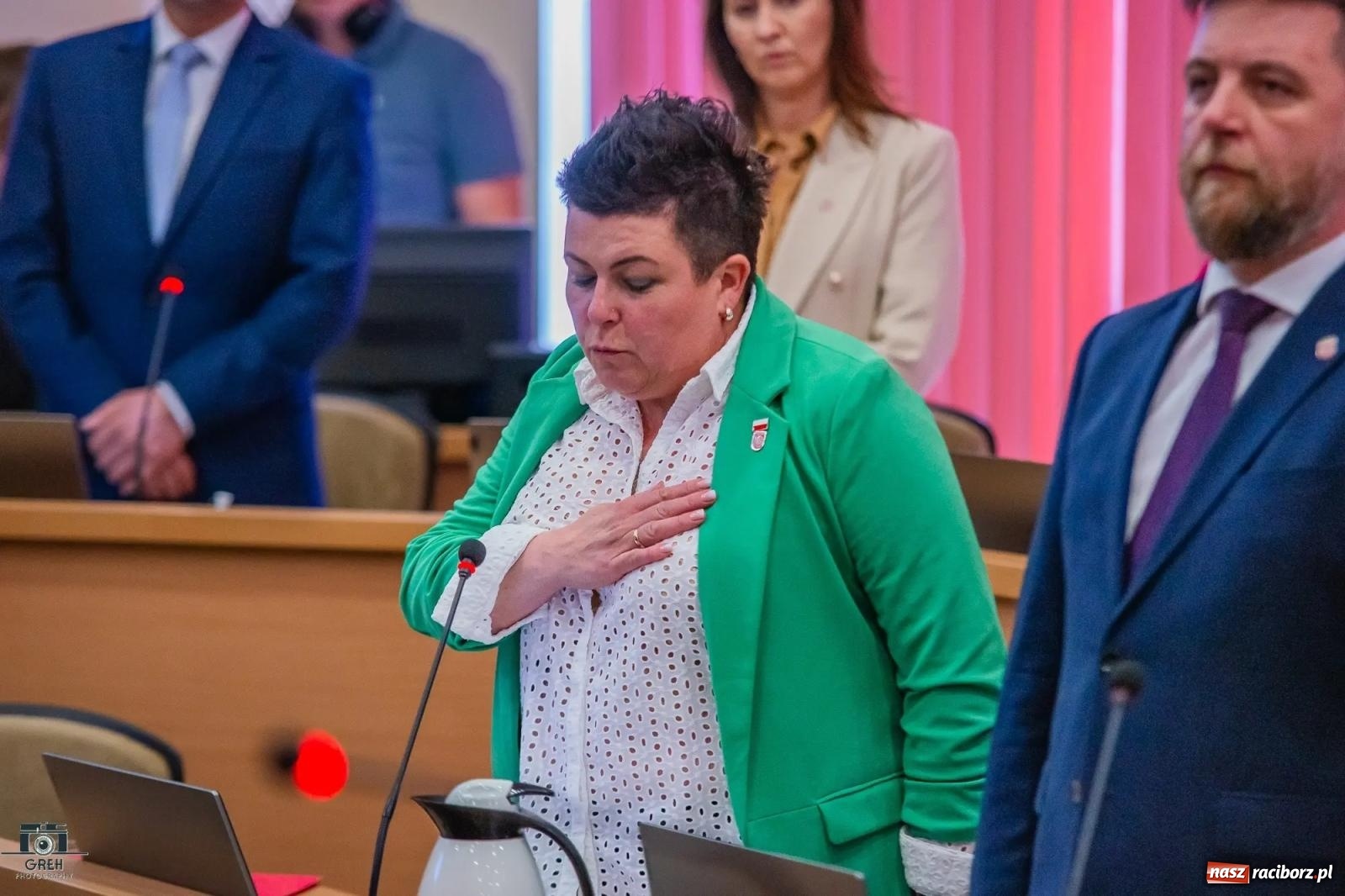 Zdjęcie w galerii na portalu naszraciborz.pl: Justyna Święty-Ersetic złożyła ślubowanie, Mirosław Lenk szefem rady. Rządząca większość podzieliła komisje wiadomości z regionu