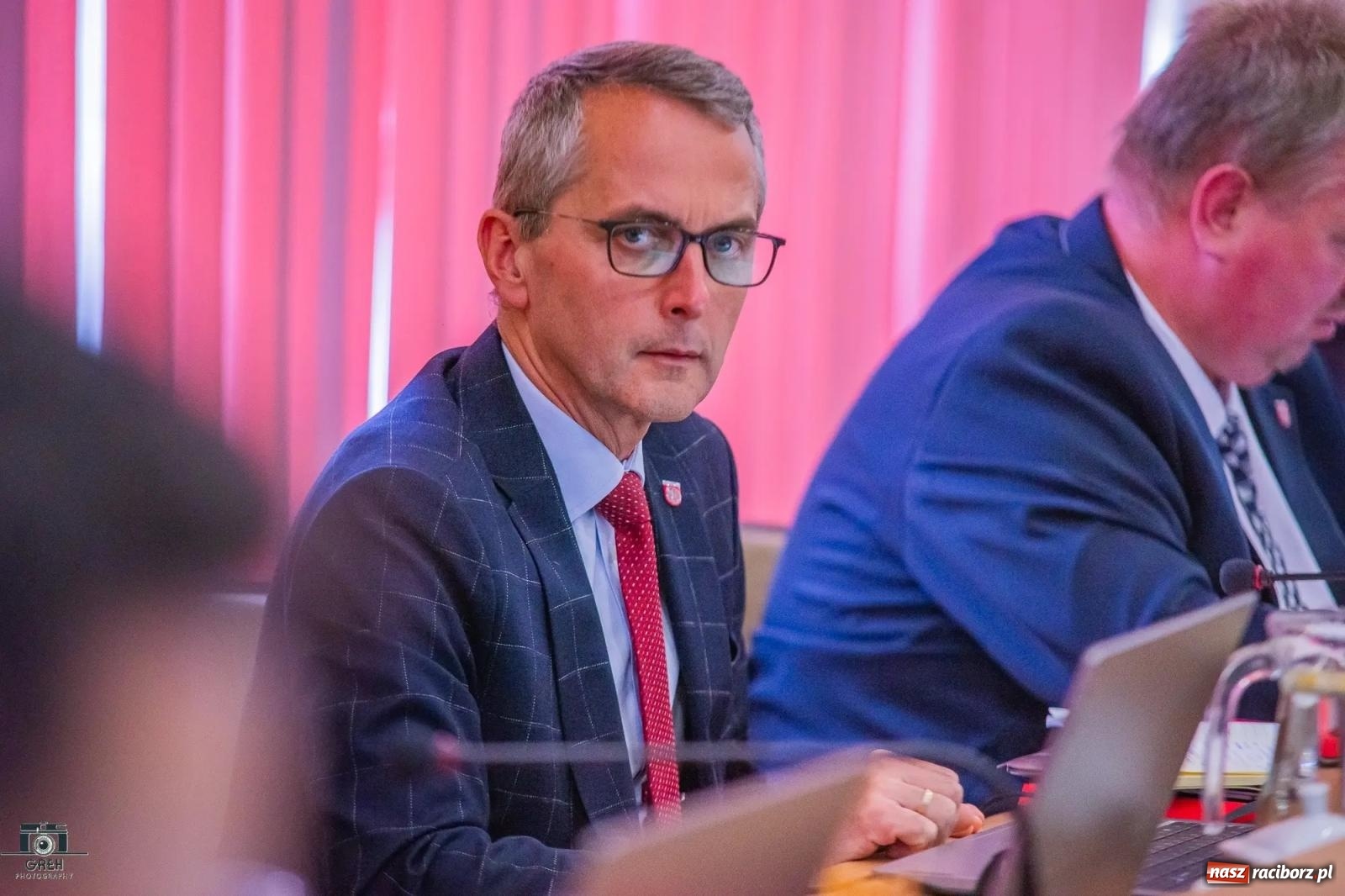 Zdjęcie w galerii na portalu naszraciborz.pl: Justyna Święty-Ersetic złożyła ślubowanie, Mirosław Lenk szefem rady. Rządząca większość podzieliła komisje wiadomości z regionu