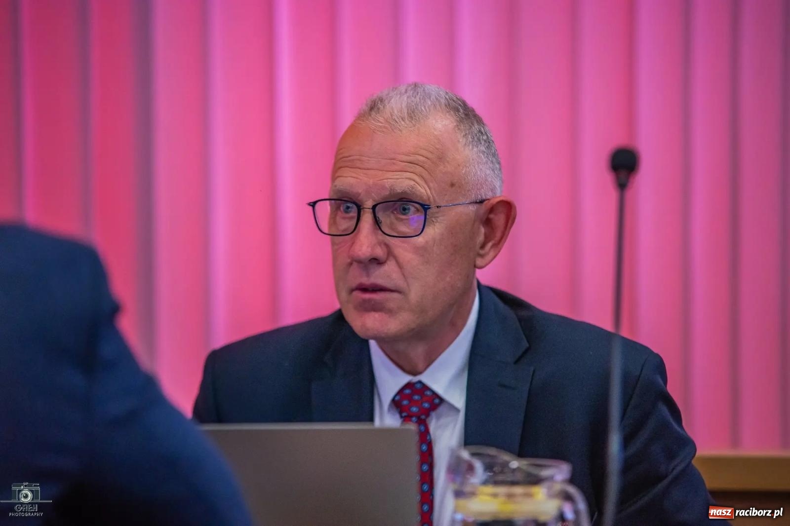 Zdjęcie w galerii na portalu naszraciborz.pl: Justyna Święty-Ersetic złożyła ślubowanie, Mirosław Lenk szefem rady. Rządząca większość podzieliła komisje wiadomości z regionu