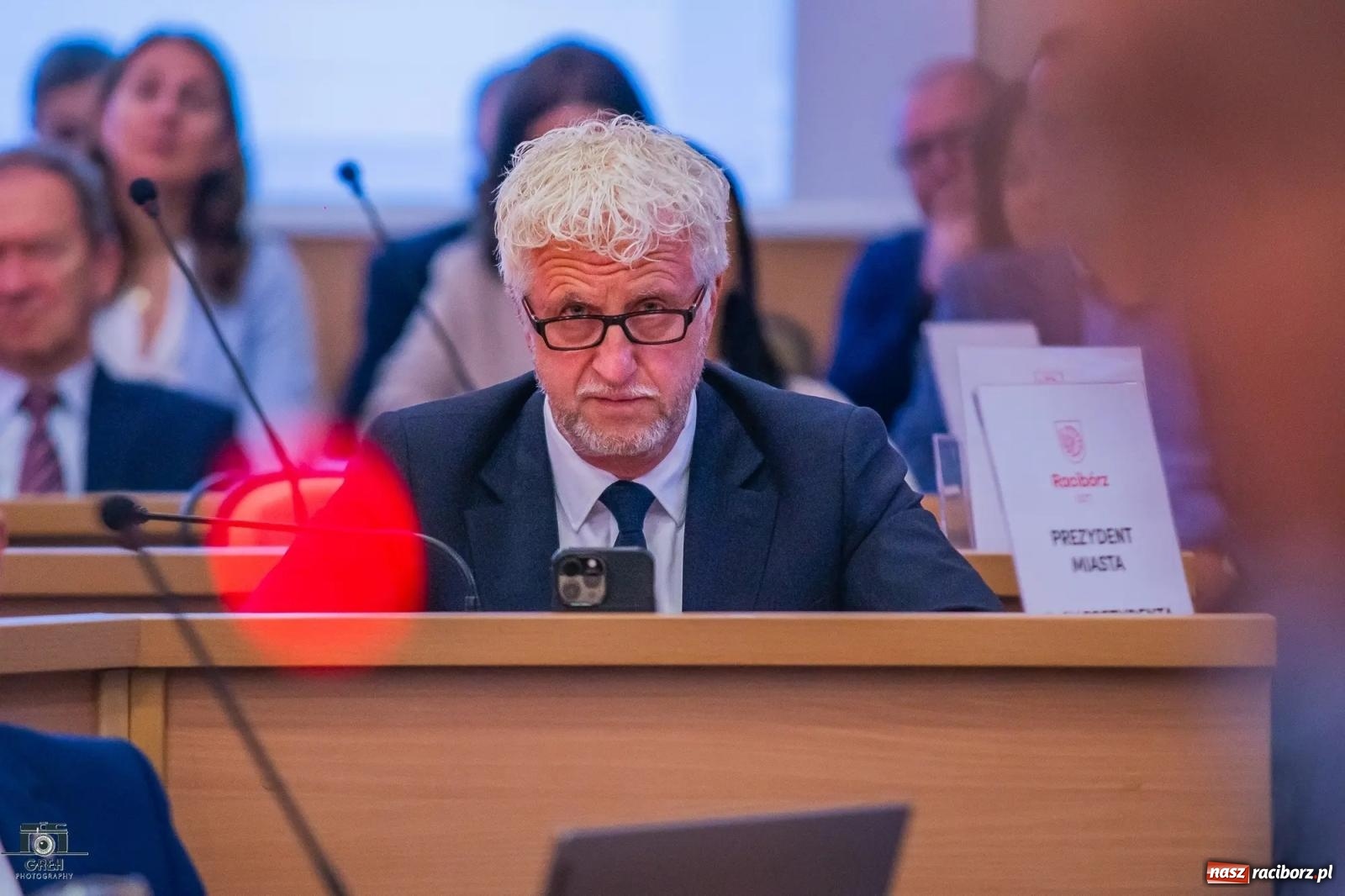 Zdjęcie w galerii na portalu naszraciborz.pl: Justyna Święty-Ersetic złożyła ślubowanie, Mirosław Lenk szefem rady. Rządząca większość podzieliła komisje wiadomości z regionu