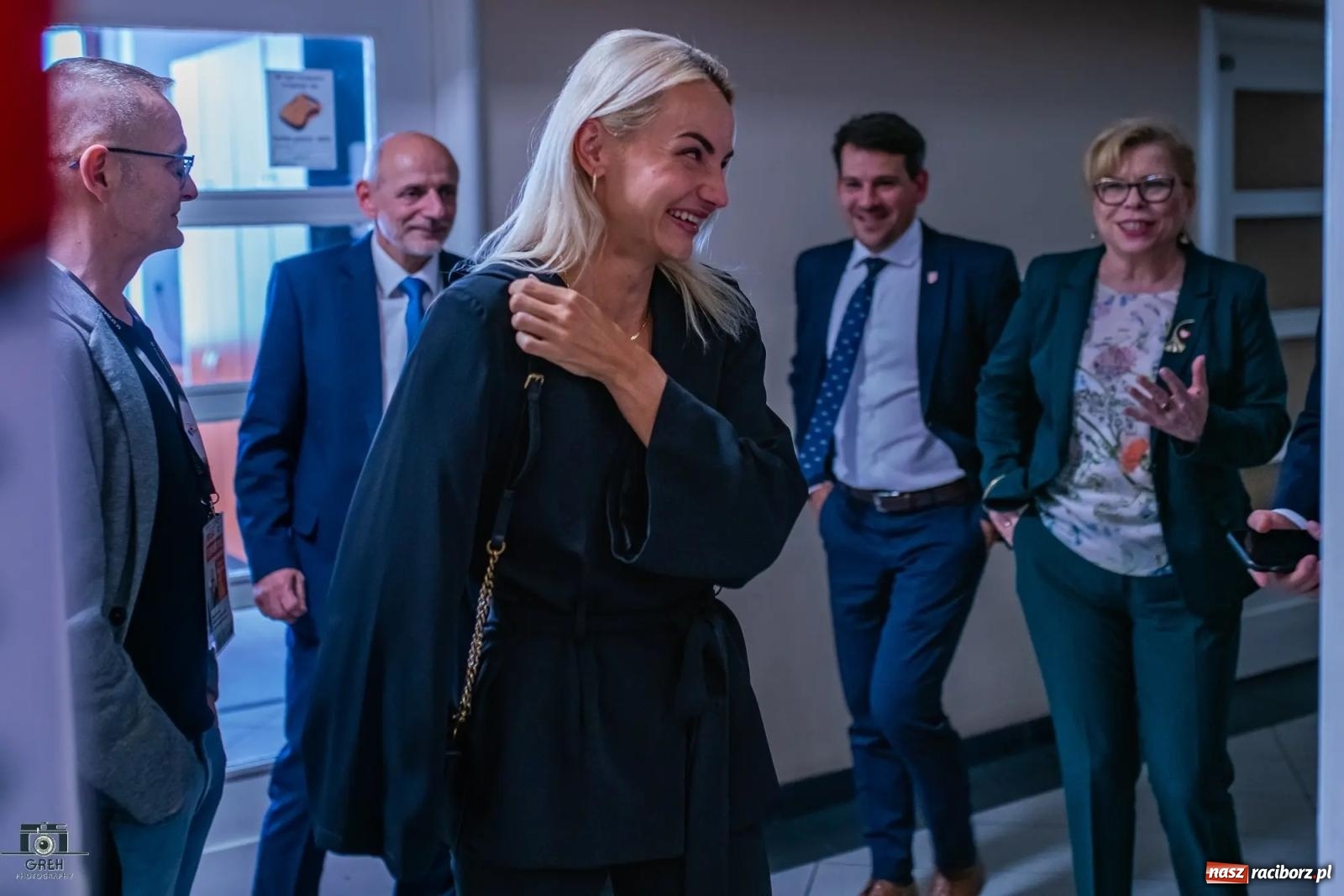 Zdjęcie w galerii na portalu naszraciborz.pl: Justyna Święty-Ersetic złożyła ślubowanie, Mirosław Lenk szefem rady. Rządząca większość podzieliła komisje wiadomości z regionu