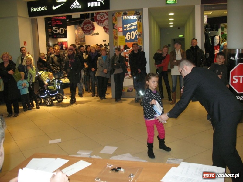 Zdjęcie w galerii na portalu naszraciborz.pl: Pierwsze nagrody w Młyńskiej rozdane wiadomości z regionu