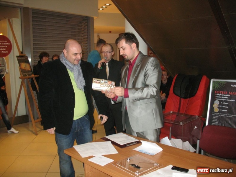 Zdjęcie w galerii na portalu naszraciborz.pl: Pierwsze nagrody w Młyńskiej rozdane wiadomości z regionu