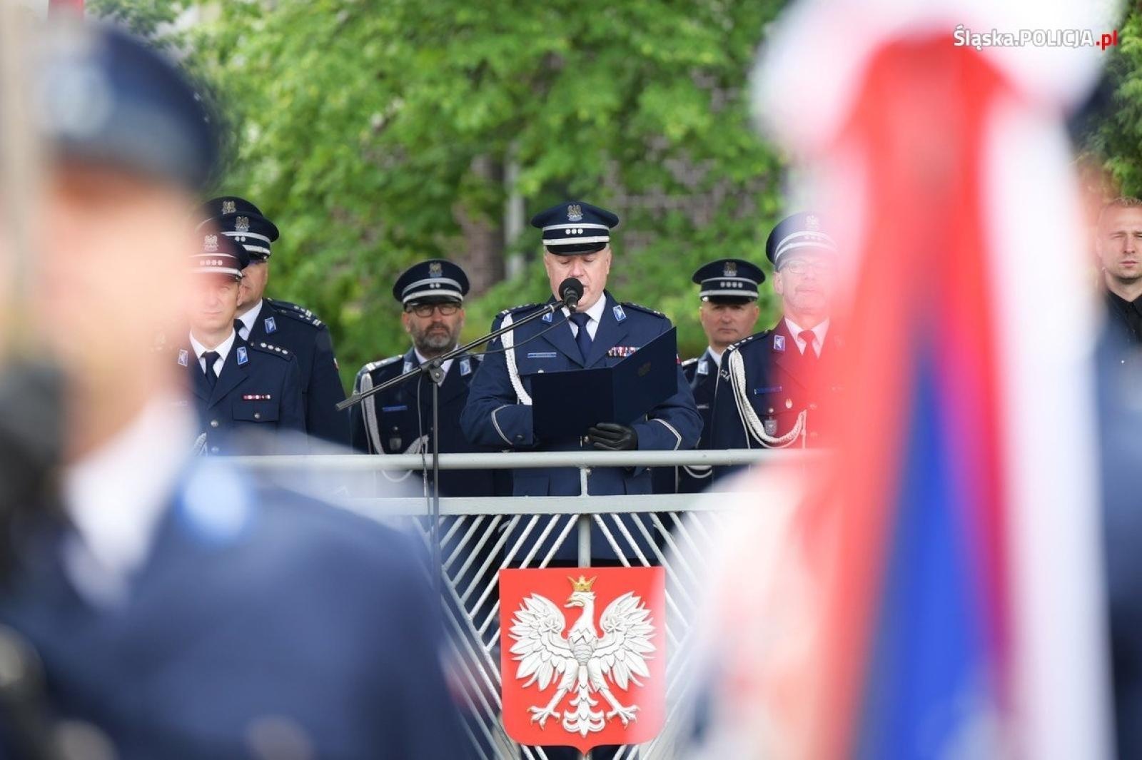Zdjęcie w galerii na portalu naszraciborz.pl: Śląski garnizon policji ma nowych funkcjonariuszy wiadomości z regionu