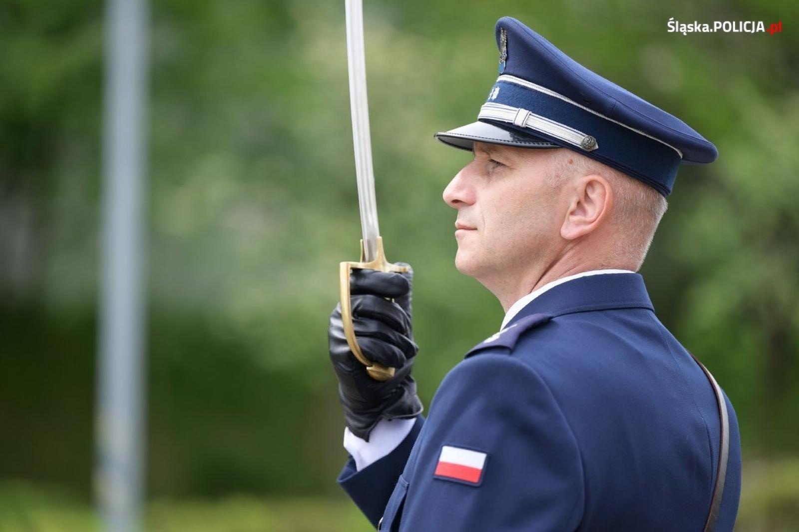 Zdjęcie w galerii na portalu naszraciborz.pl: Śląski garnizon policji ma nowych funkcjonariuszy wiadomości z regionu