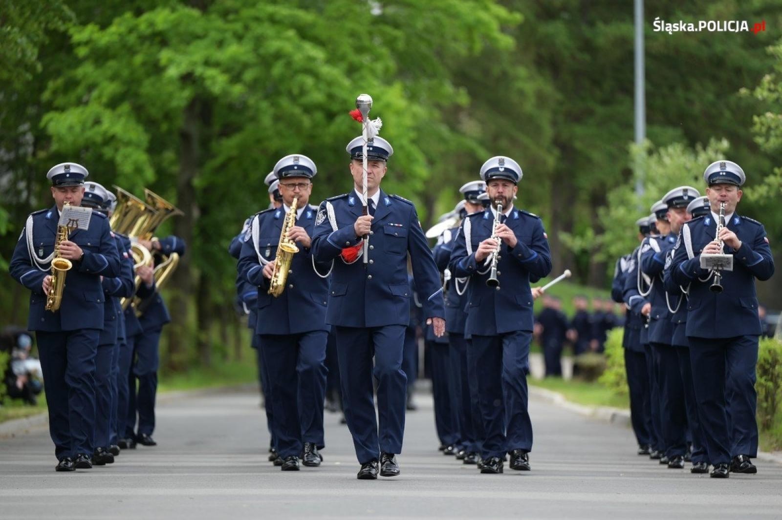 Zdjęcie w galerii na portalu naszraciborz.pl: Śląski garnizon policji ma nowych funkcjonariuszy wiadomości z regionu