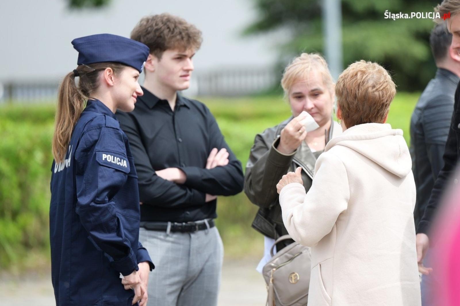 Zdjęcie w galerii na portalu naszraciborz.pl: Śląski garnizon policji ma nowych funkcjonariuszy wiadomości z regionu