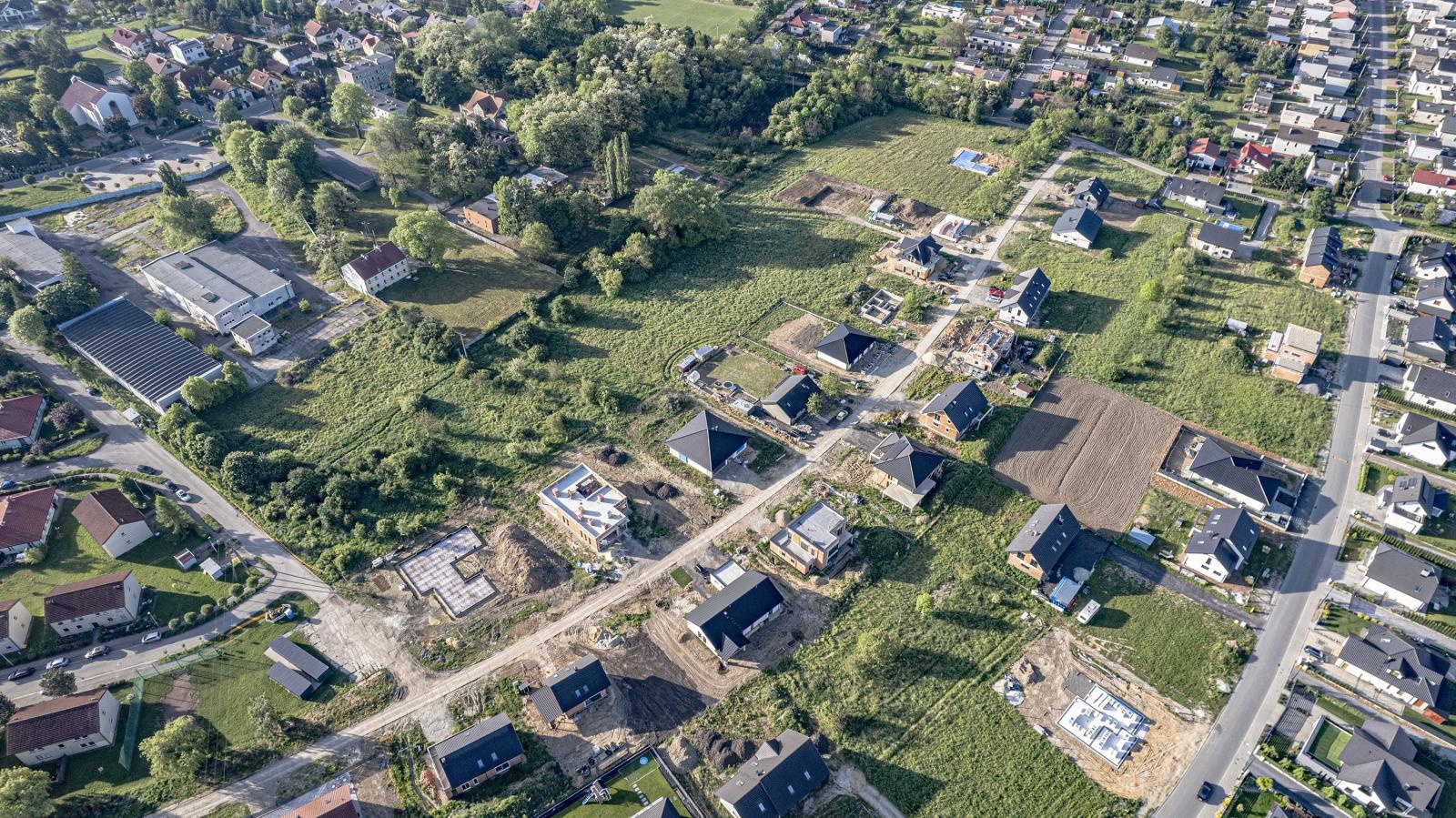 Zdjęcie w galerii na portalu naszraciborz.pl: Zamieszkaj na Ocicach. Urząd Miasta oferuje działki budowlane przy Greckiej wiadomości z regionu