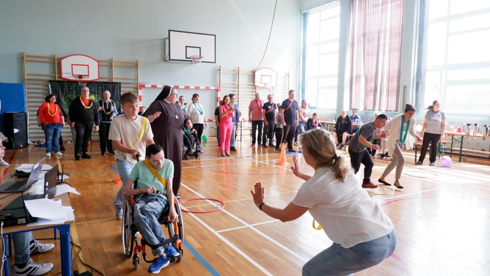 Zdjęcie w galerii na portalu naszraciborz.pl: Szkolny Dzień Wdzięczności w Bieńkowicach wiadomości z regionu