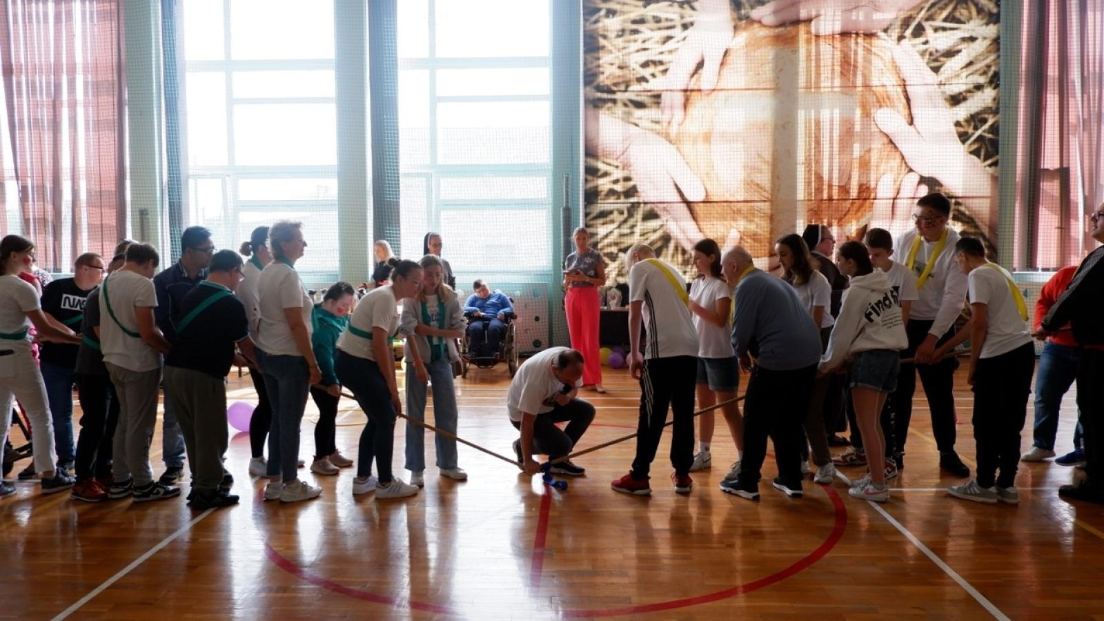 Zdjęcie w galerii na portalu naszraciborz.pl: Szkolny Dzień Wdzięczności w Bieńkowicach wiadomości z regionu