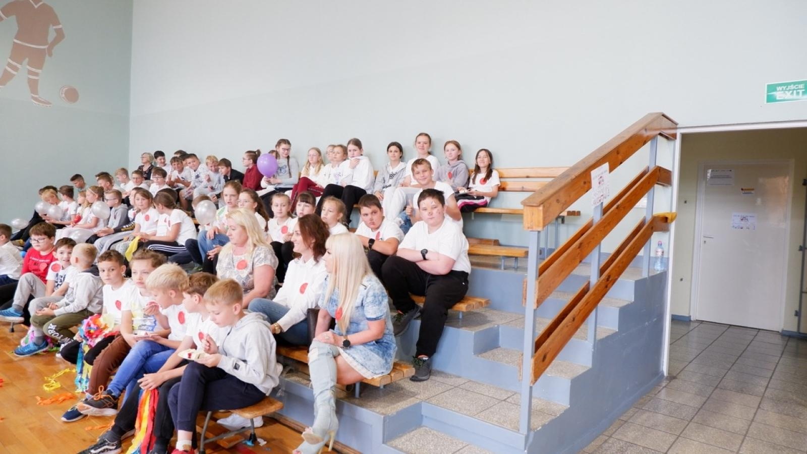 Zdjęcie w galerii na portalu naszraciborz.pl: Szkolny Dzień Wdzięczności w Bieńkowicach wiadomości z regionu