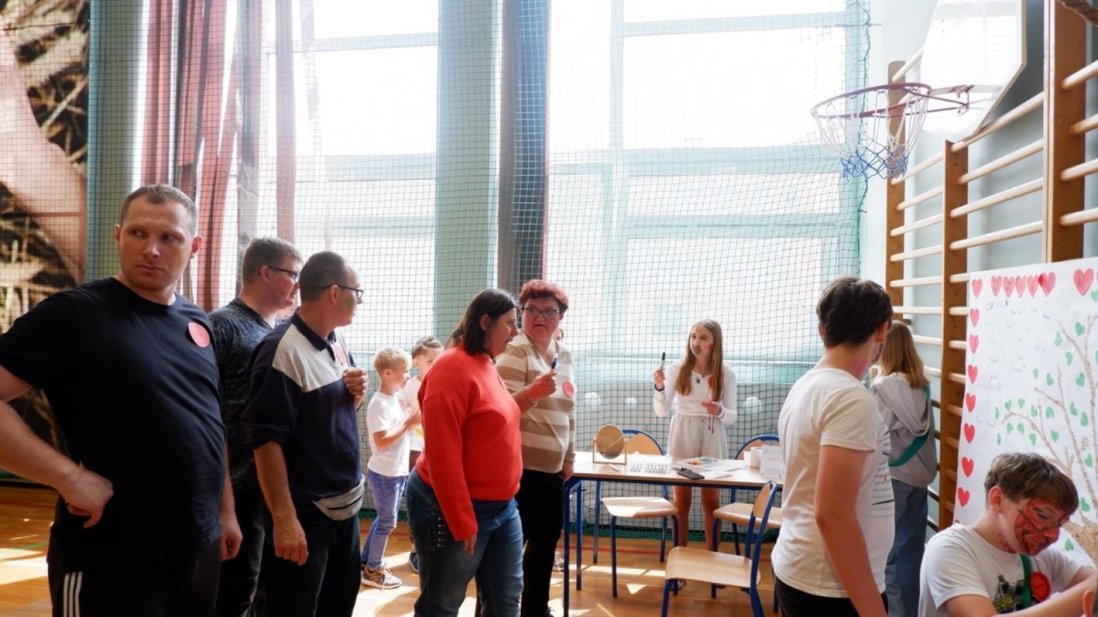 Zdjęcie w galerii na portalu naszraciborz.pl: Szkolny Dzień Wdzięczności w Bieńkowicach wiadomości z regionu