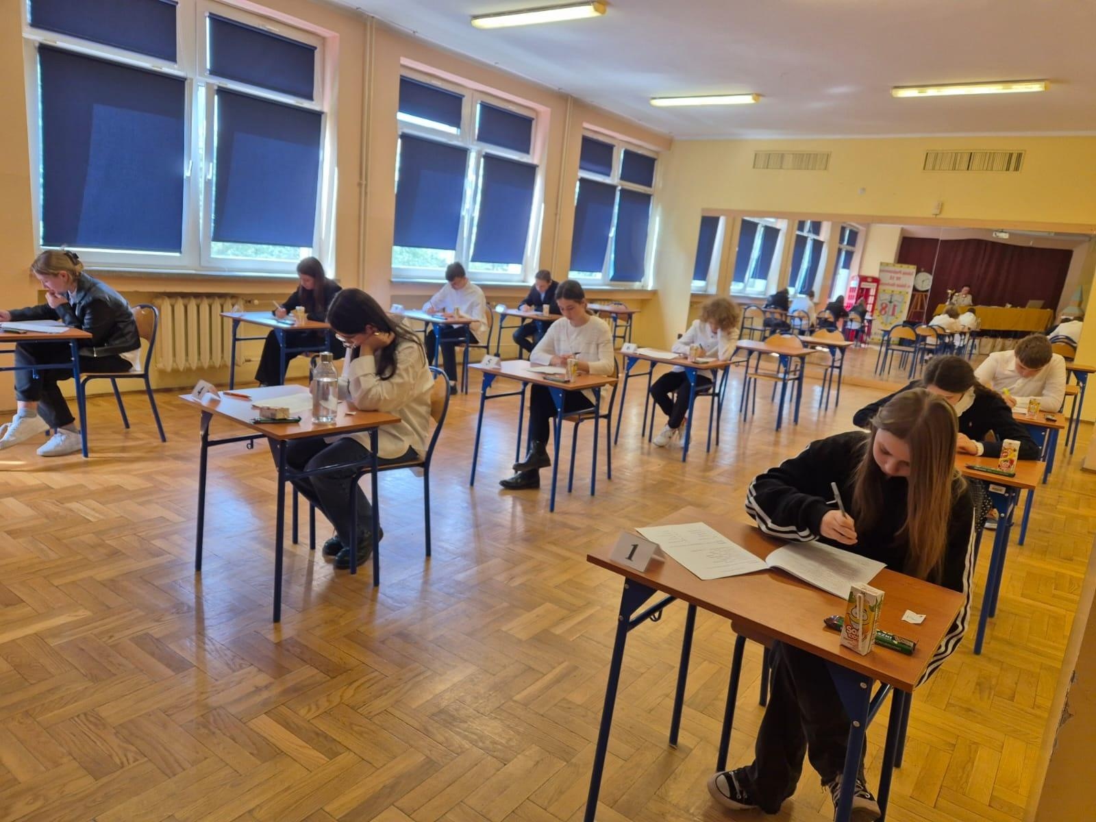 Zdjęcie w galerii na portalu naszraciborz.pl: XVI Wojewódzki Konkurs Języka Angielskiego The Globe wiadomości z regionu