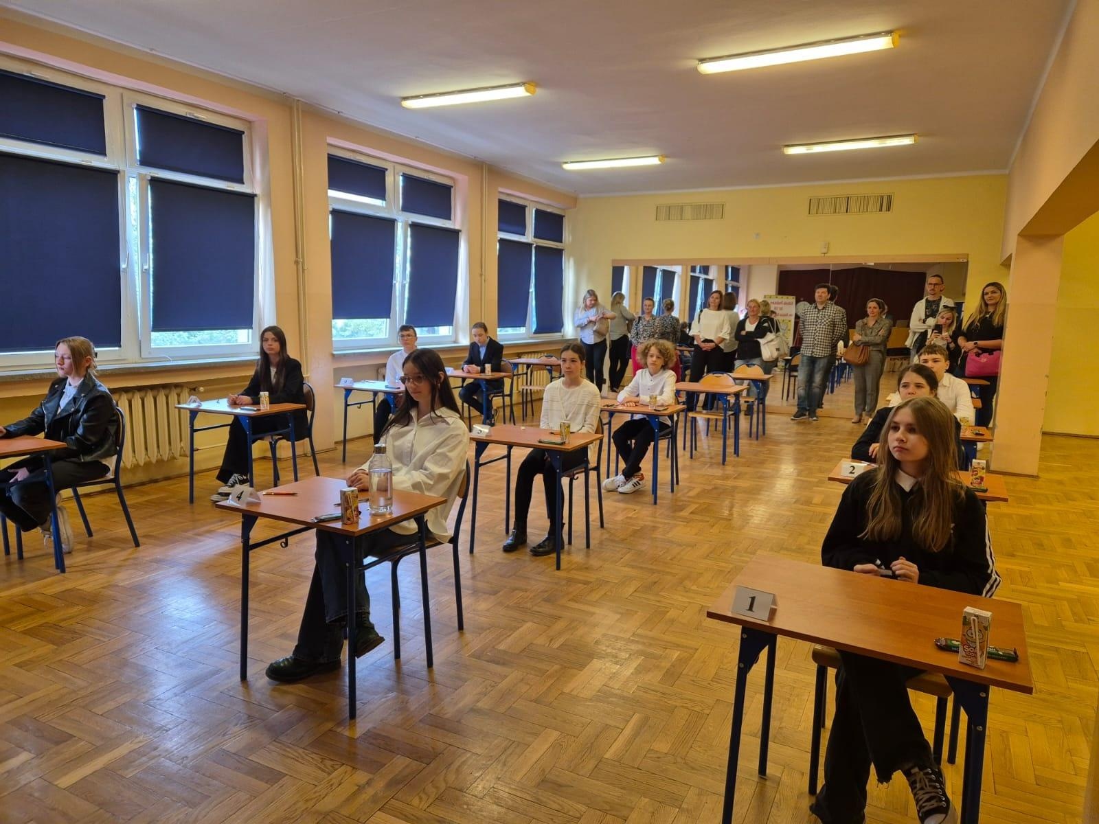 Zdjęcie w galerii na portalu naszraciborz.pl: XVI Wojewódzki Konkurs Języka Angielskiego The Globe wiadomości z regionu