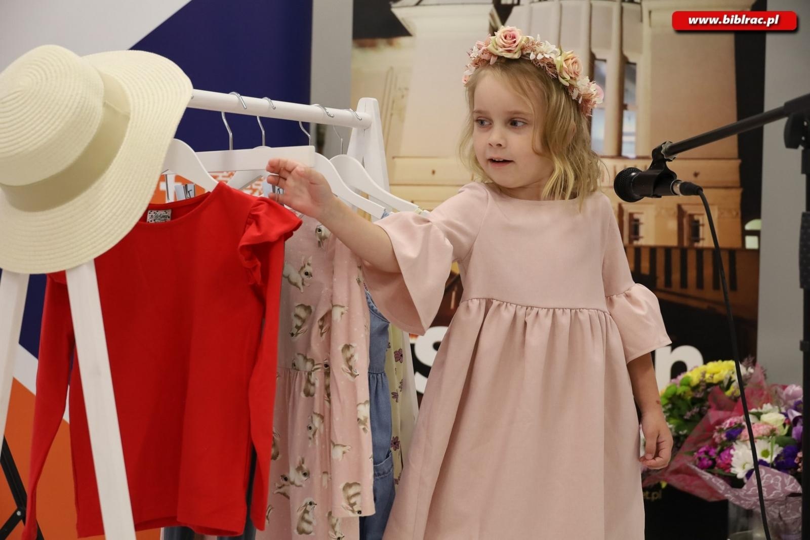 Zdjęcie w galerii na portalu naszraciborz.pl: Konkurs Gwary Śląskiej w raciborskiej bibliotece wiadomości z regionu