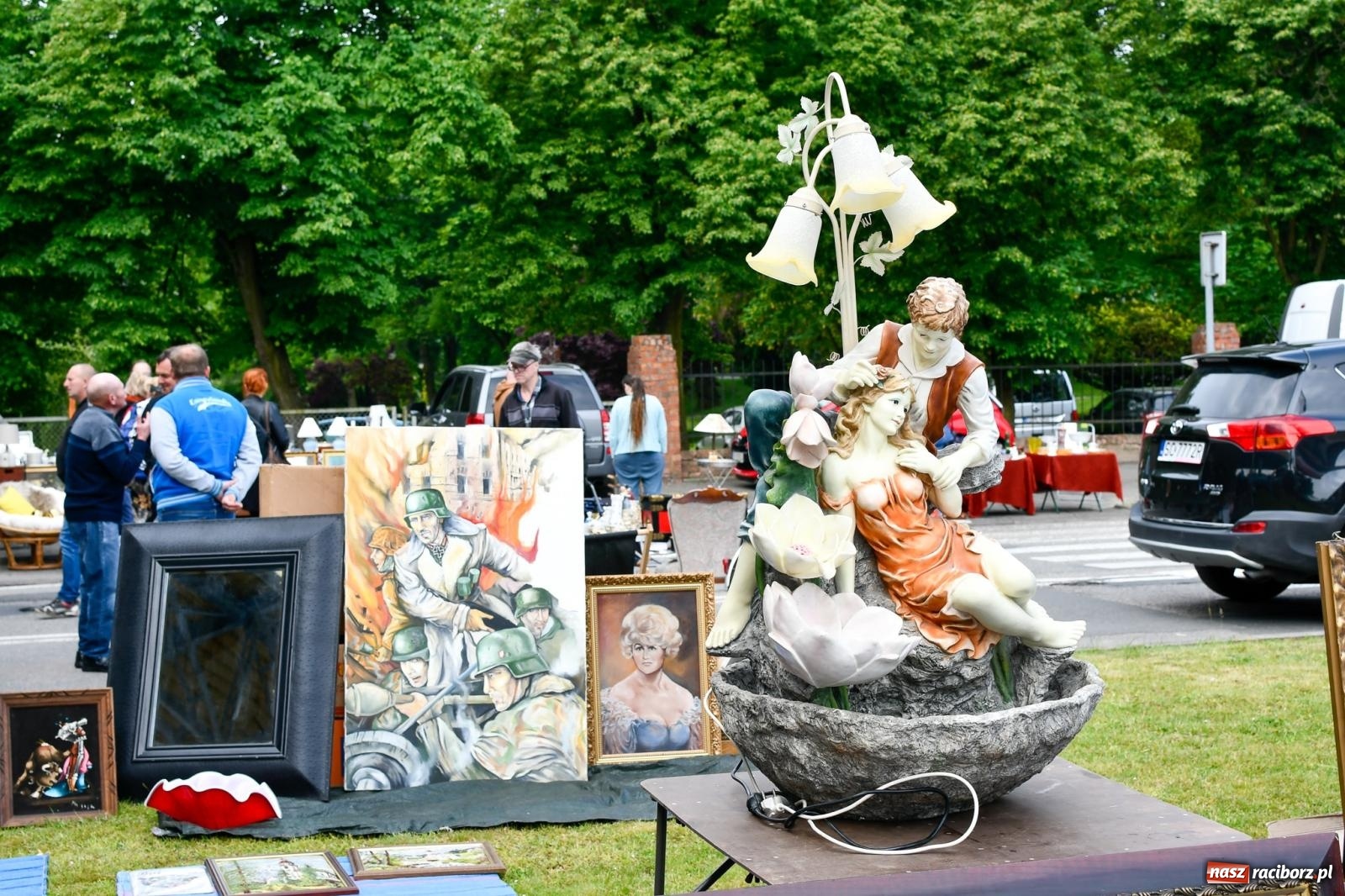 Zdjęcie w galerii na portalu naszraciborz.pl: Tłumy na jarmarku w Chałupkach [FOTO i WIDEO] wiadomości z regionu