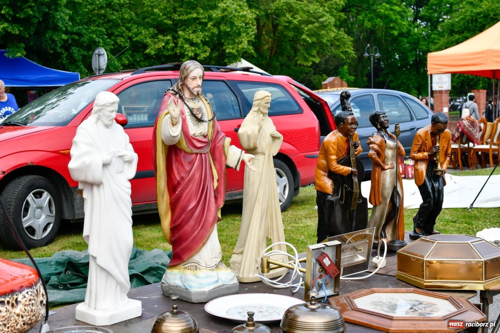 Zdjęcie w galerii na portalu naszraciborz.pl: Tłumy na jarmarku w Chałupkach [FOTO i WIDEO] wiadomości z regionu