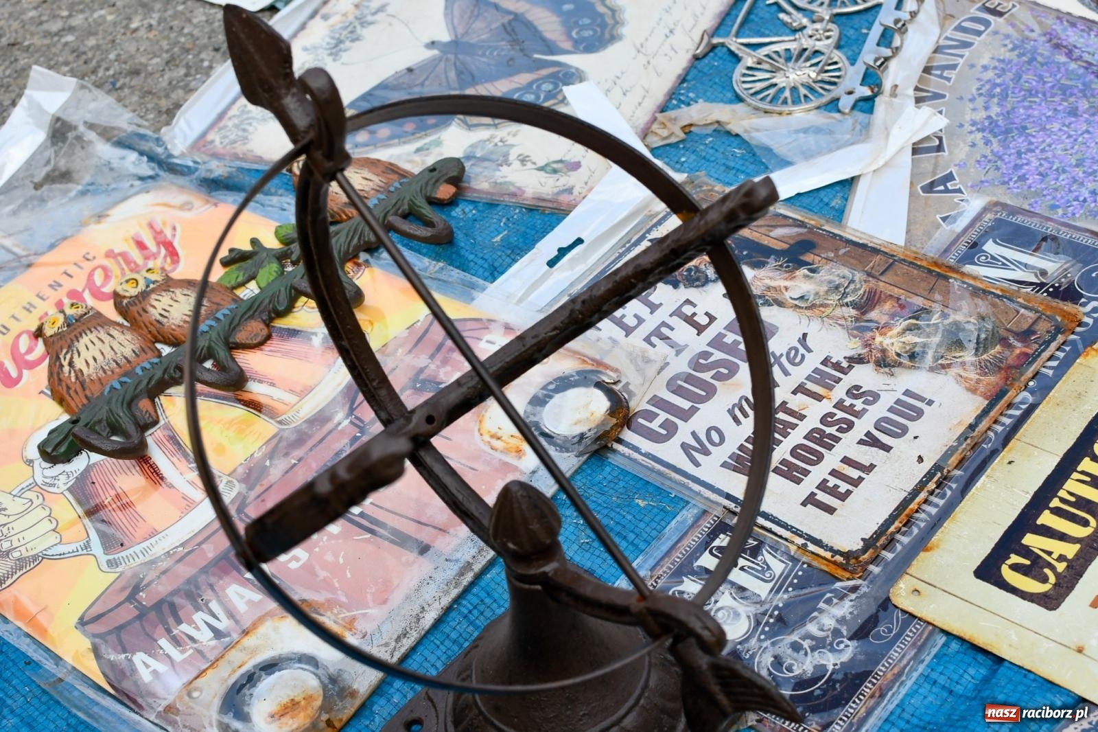 Zdjęcie w galerii na portalu naszraciborz.pl: Tłumy na jarmarku w Chałupkach [FOTO i WIDEO] wiadomości z regionu