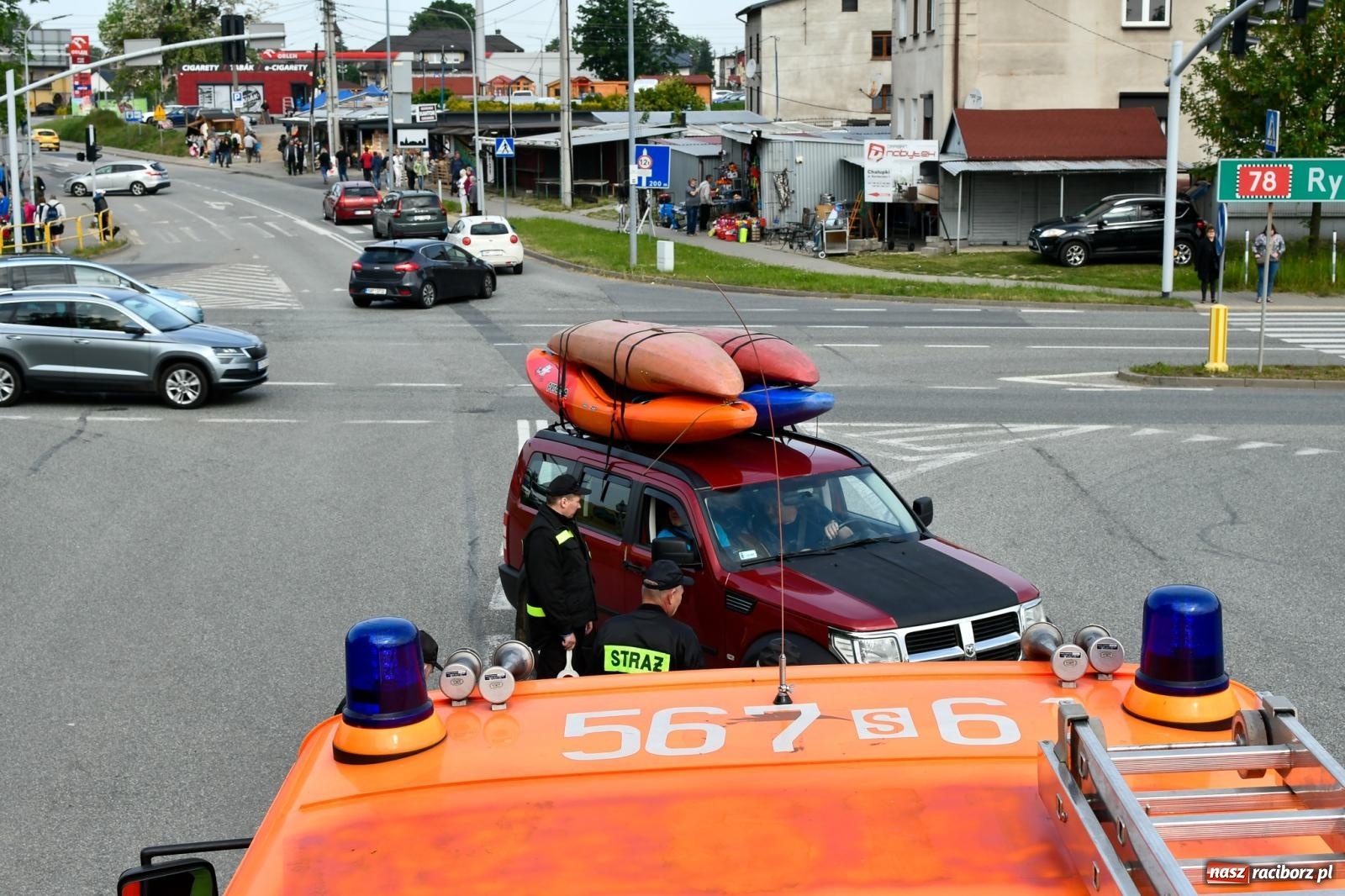 Zdjęcie w galerii na portalu naszraciborz.pl: Tłumy na jarmarku w Chałupkach [FOTO i WIDEO] wiadomości z regionu