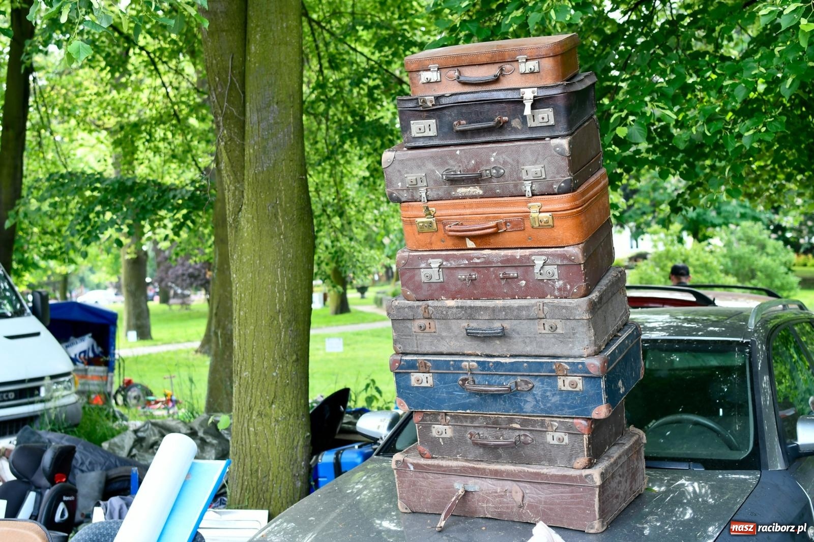 Zdjęcie w galerii na portalu naszraciborz.pl: Tłumy na jarmarku w Chałupkach [FOTO i WIDEO] wiadomości z regionu