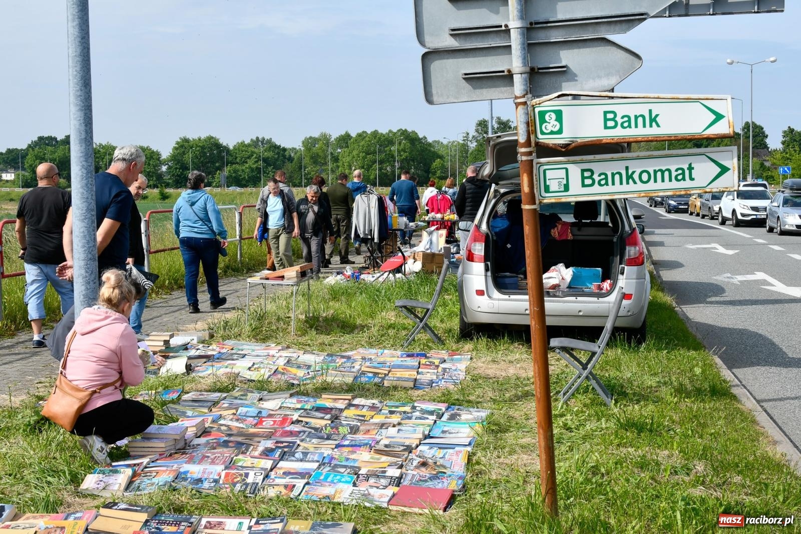 Zdjęcie w galerii na portalu naszraciborz.pl: Tłumy na jarmarku w Chałupkach [FOTO i WIDEO] wiadomości z regionu