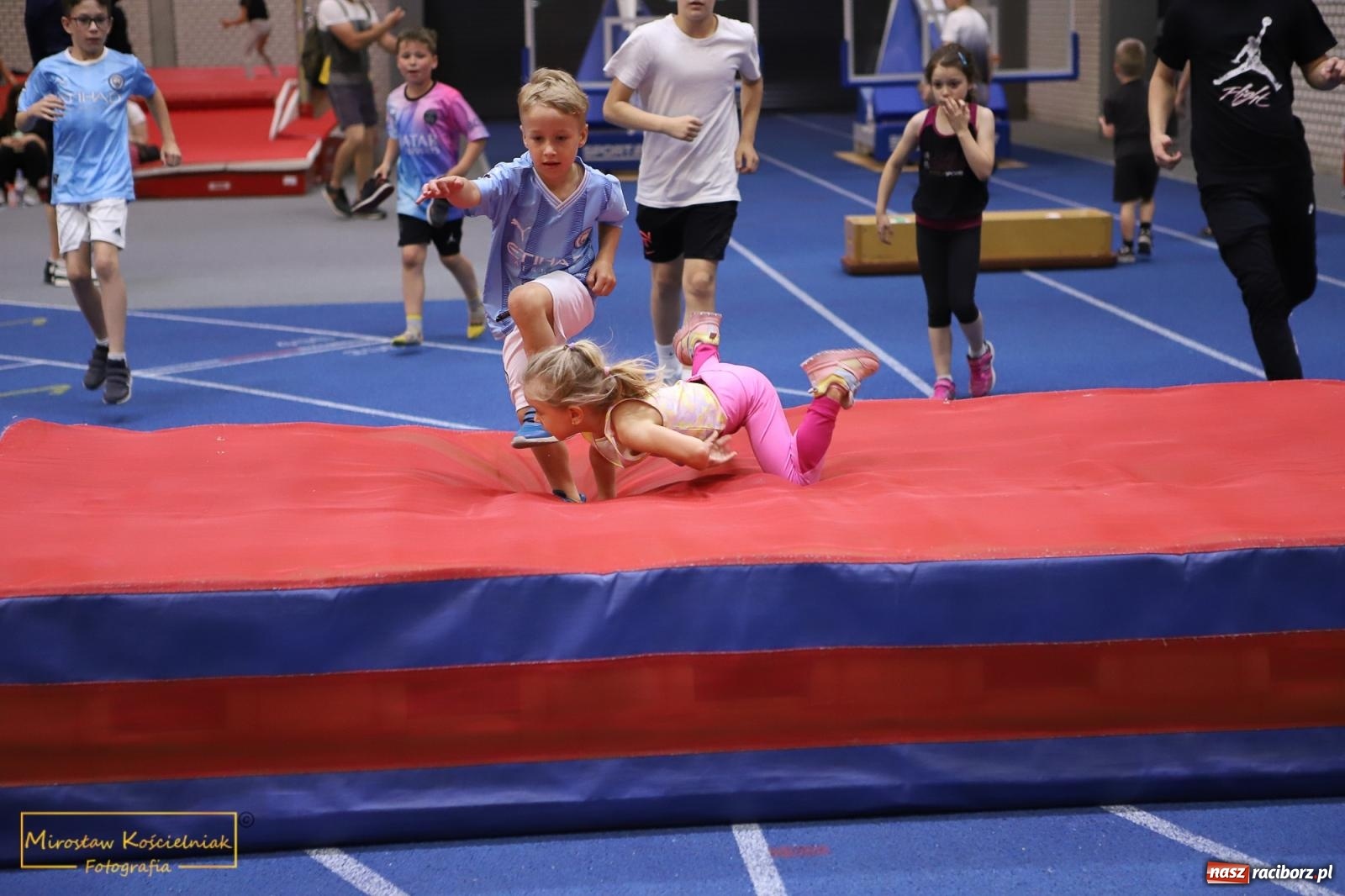 Zdjęcie w galerii na portalu naszraciborz.pl: Wyzwanie dla Młodych Atletów. Raciborski Test Sprawności z Justyną Święty-Ersetic wiadomości z regionu