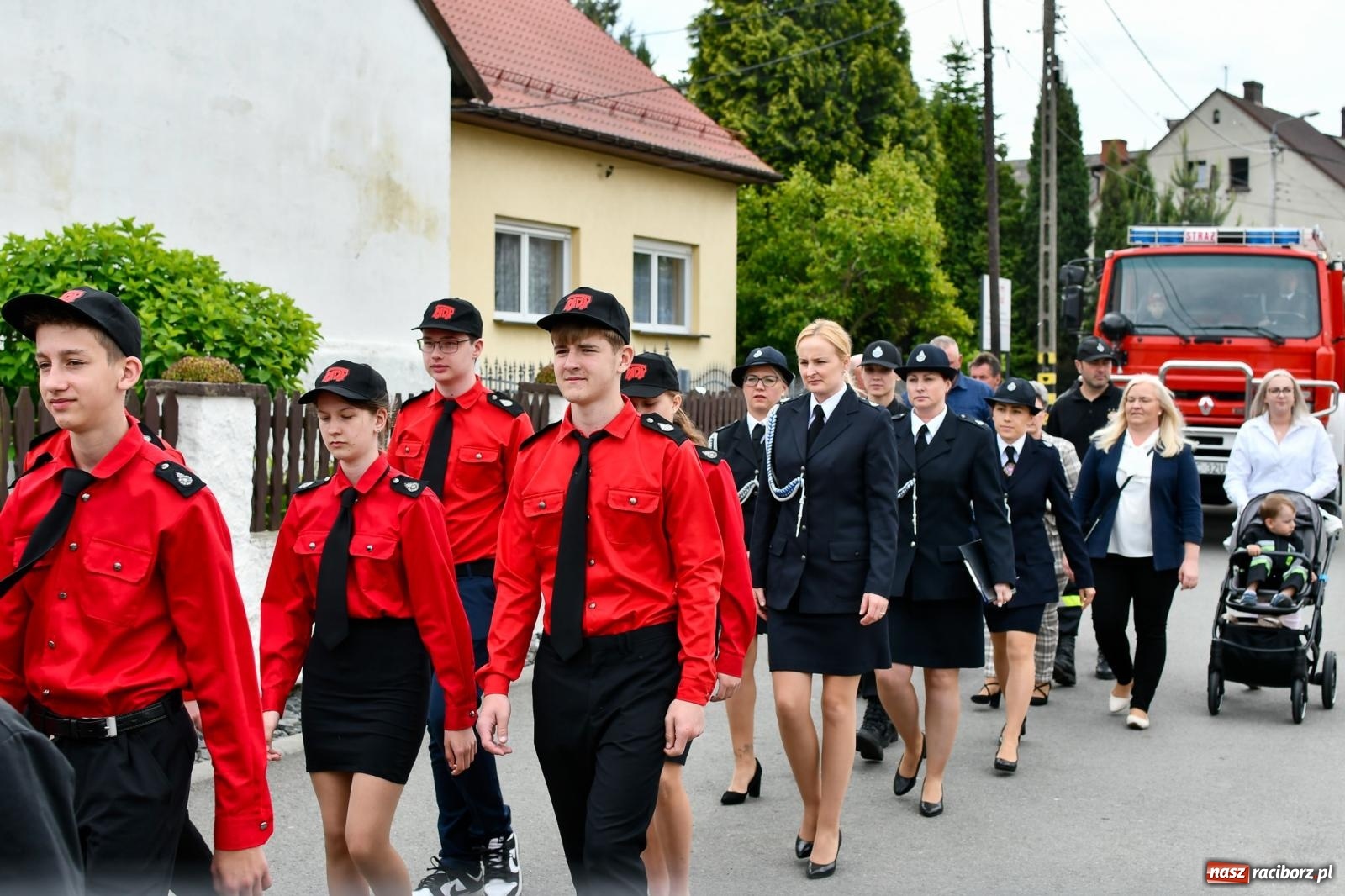 Zdjęcie w galerii na portalu naszraciborz.pl: OSP Roszków świętuje 90-lecie [FOTO i WIDEO] wiadomości z regionu