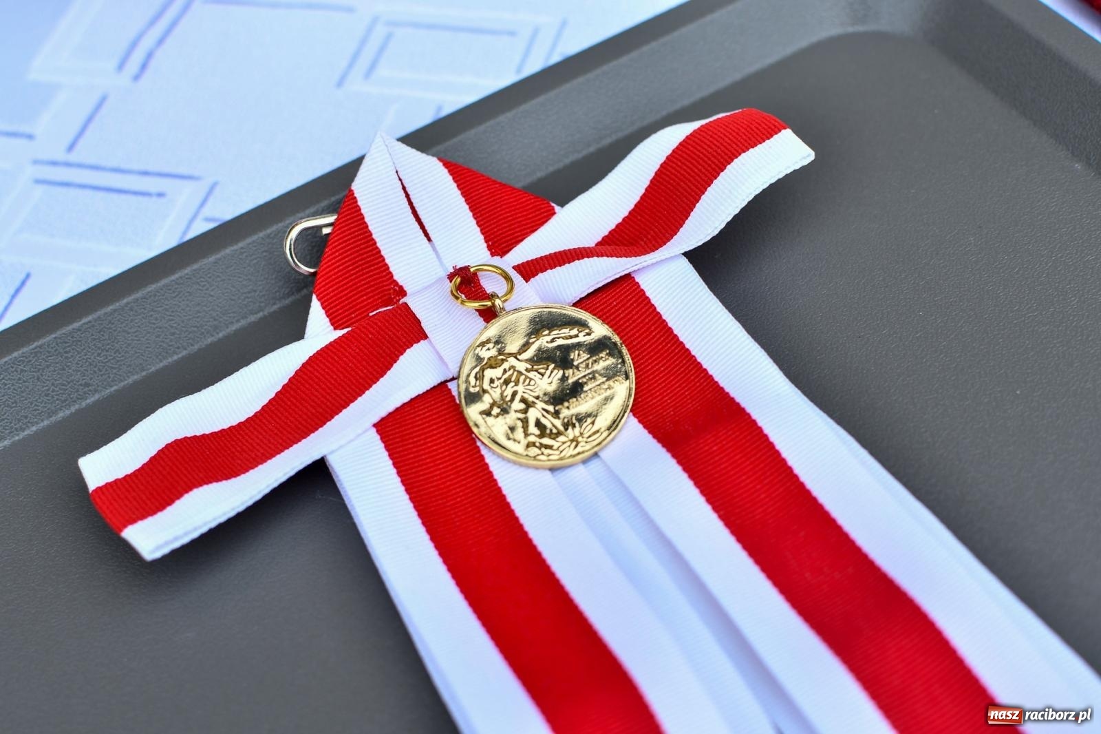 Zdjęcie w galerii na portalu naszraciborz.pl: OSP Roszków świętuje 90-lecie [FOTO i WIDEO] wiadomości z regionu