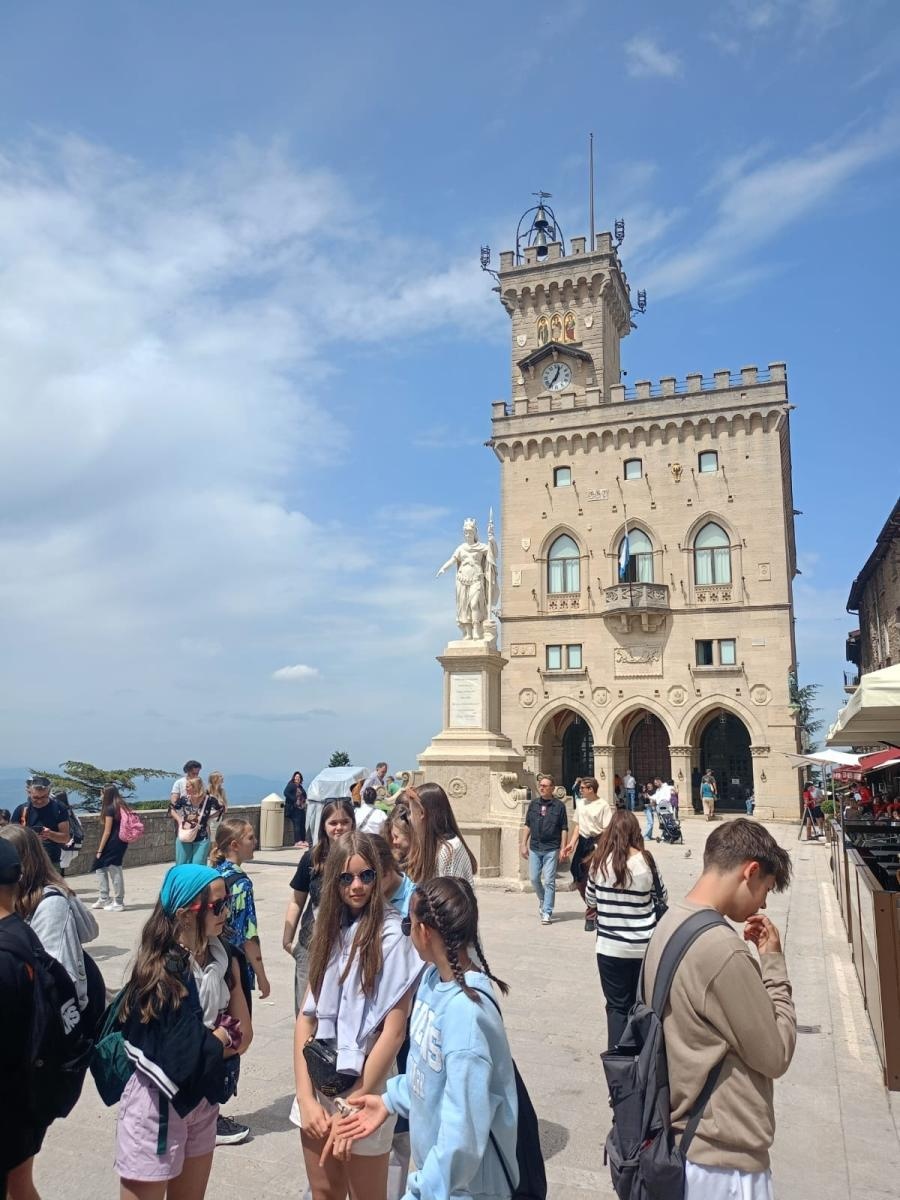 Zdjęcie w galerii na portalu naszraciborz.pl: Włoska przygoda szczęśliwej raciborskiej trzynastki wiadomości z regionu