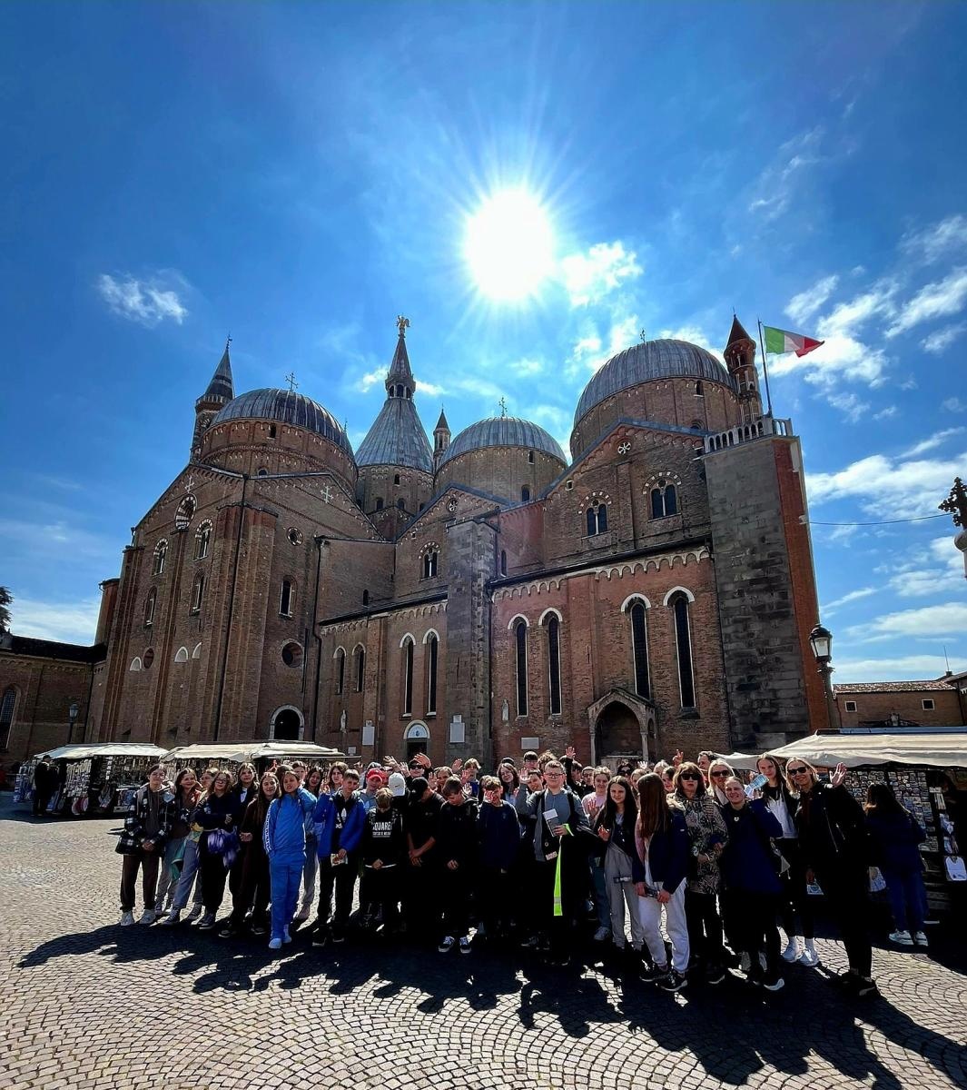 Zdjęcie w galerii na portalu naszraciborz.pl: Włoska przygoda szczęśliwej raciborskiej trzynastki wiadomości z regionu